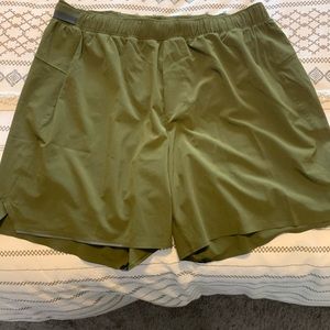 NWOT lululemon surge short